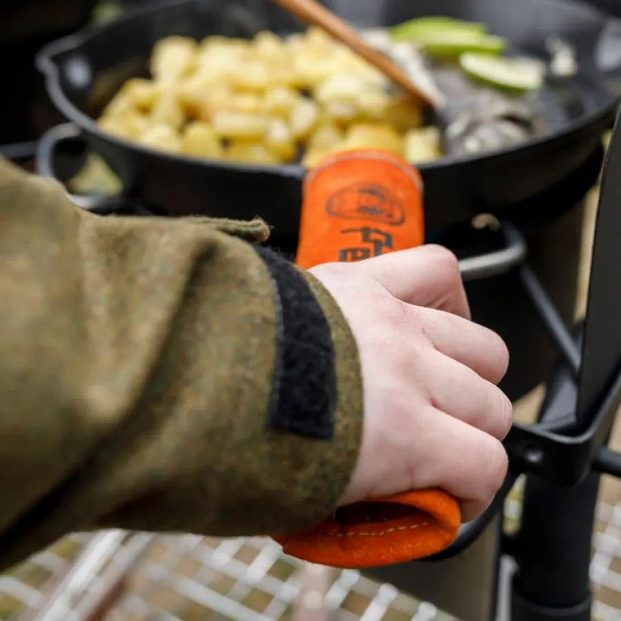 aramid_handle_cover_fire_pan_7.webp Flash Sale Aramid handle cover fire pan Pans