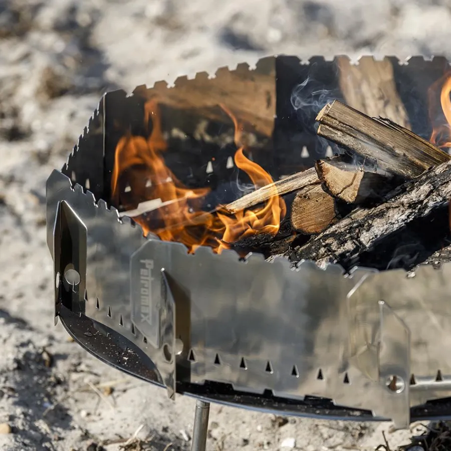 plugin_windbreak_fire_pits_6.webp Best Plug-in windbreak fire pits Campfire Utensils